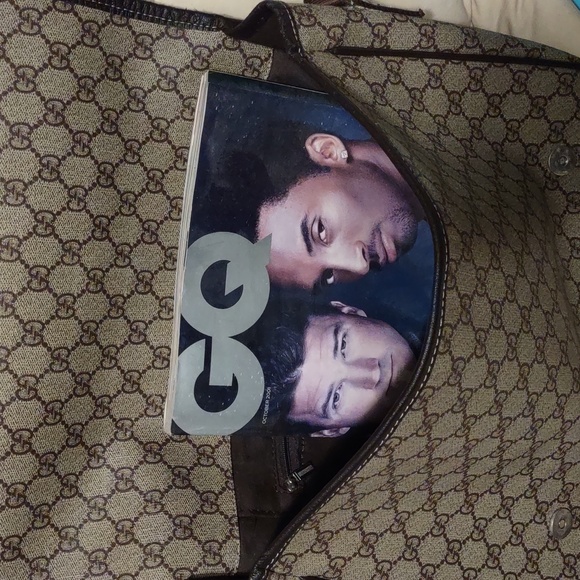 100% authentic Gucci magnet snaps Messenger Bag! - Picture 5 of 11